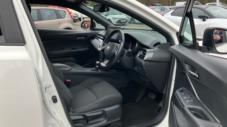 Toyota C-HR 1.8 Hybrid Icon 5dr CVT Hybrid Hatchback